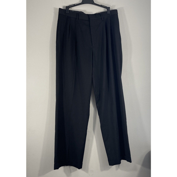 Calvin Klein Mens 32.5 x 29.5 (32x30 Tag) Pleated Cuffed Hem Dress Pants Black - Picture 1 of 10